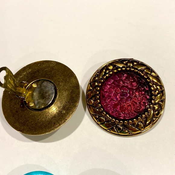 LOT OF 7 PAIR OF RETRO VINTAGE EARRINGS - Picture 4 of 10